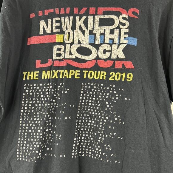 NKOTB New Kids on the Block Black 2019 Concert Mixed Tape Tour T-Shirt XL - Picture 5 of 7